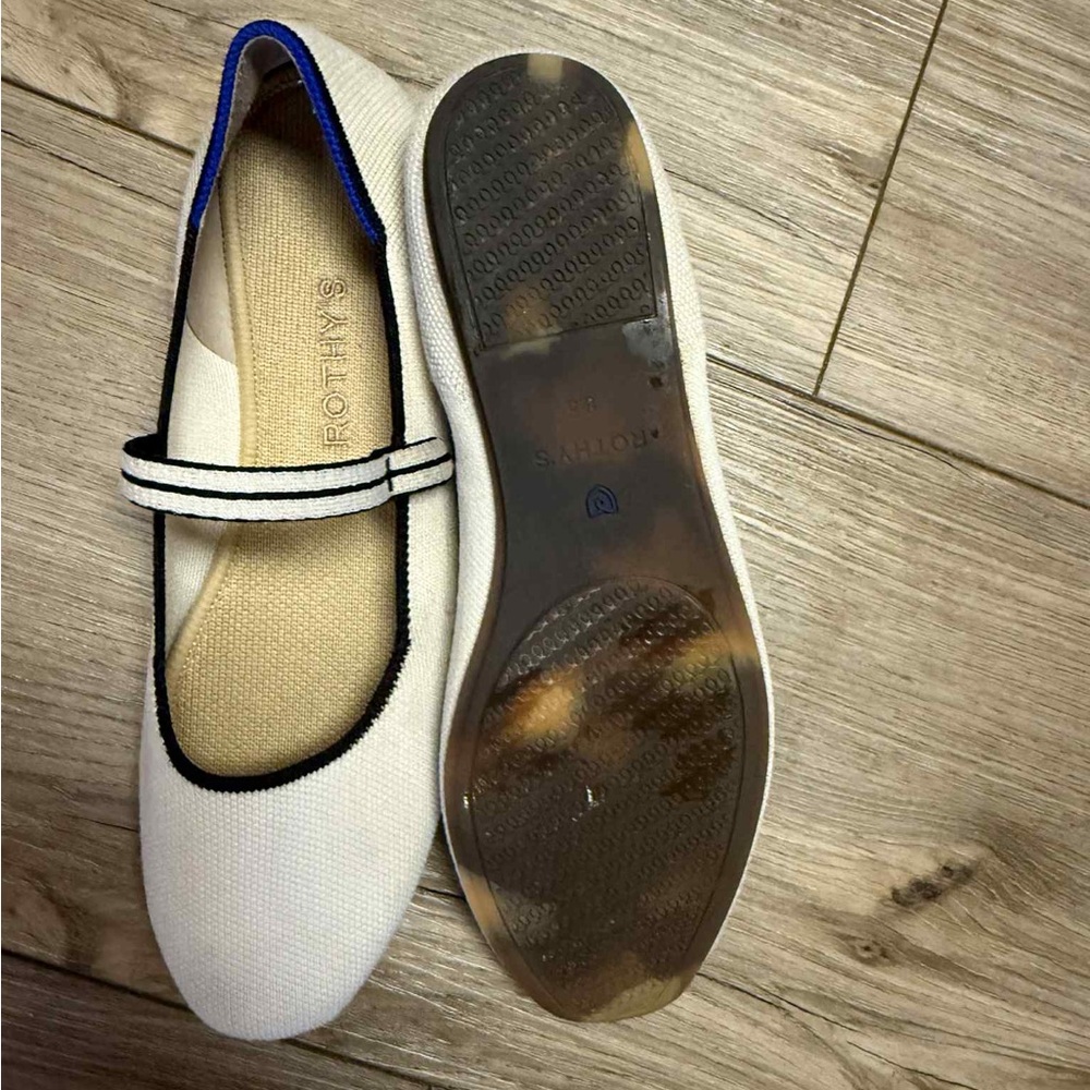 Stylish White Mary Jane Flats - Picture 5 of 7